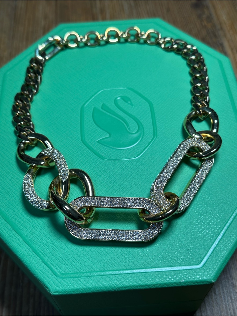 Swarovski Gold Crystal Pavé Link Necklace - Picture 2 of 5